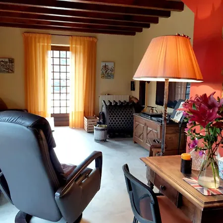 Hébergement de vacances House With 2 Bedrooms In Calvi With Wonderful Sea View Enclosed Garden And Wifi 700 M From The Beach